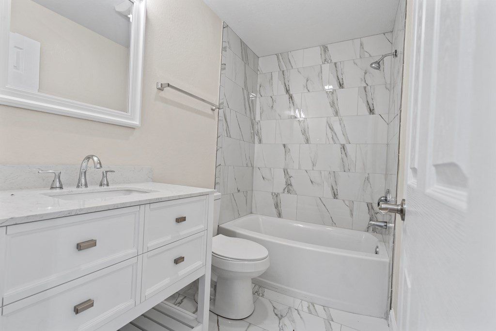 198 Humboldt Lane. Princeton, WV 24740