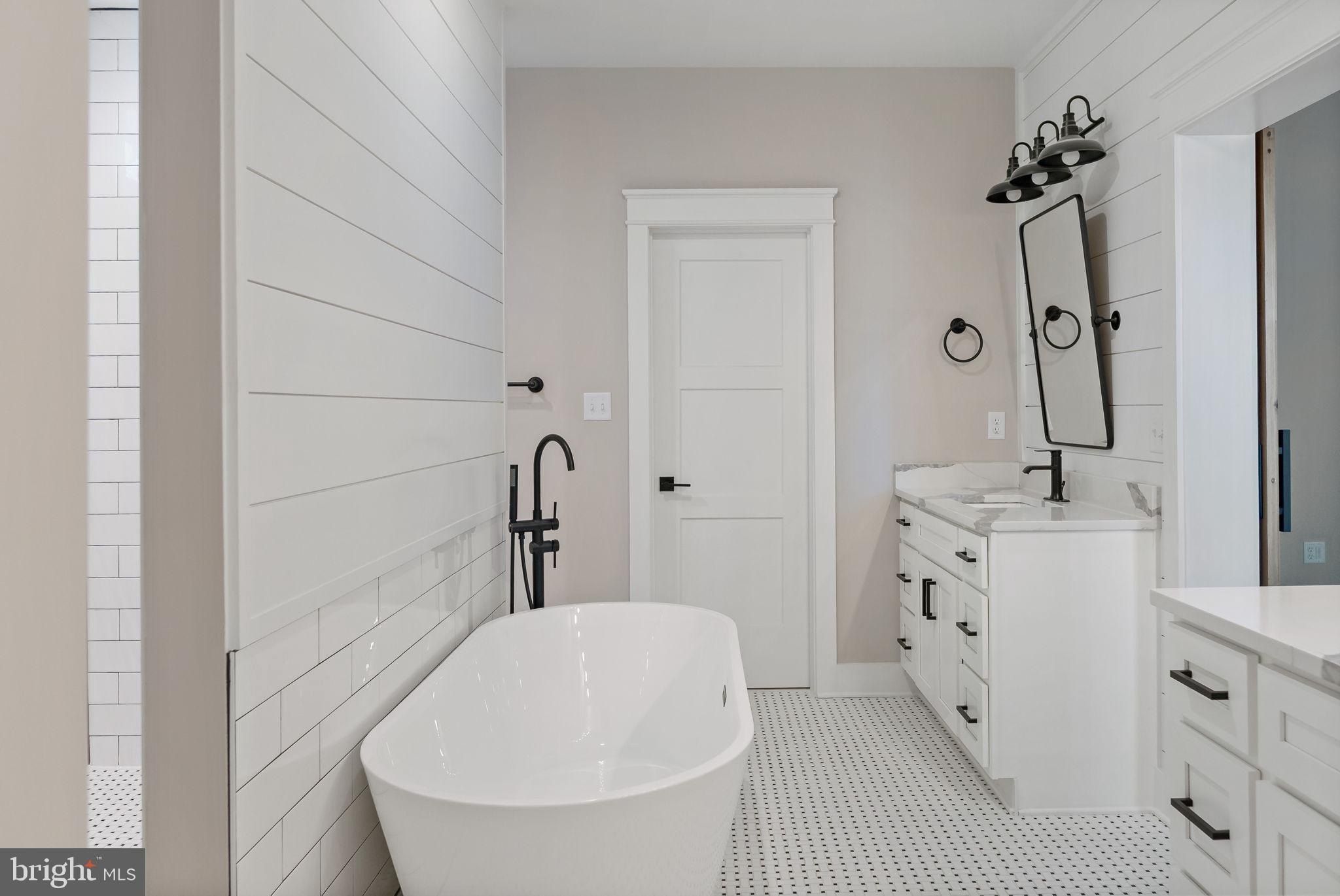 12 Mistletoe Lane. Shepherdstown, WV 25443