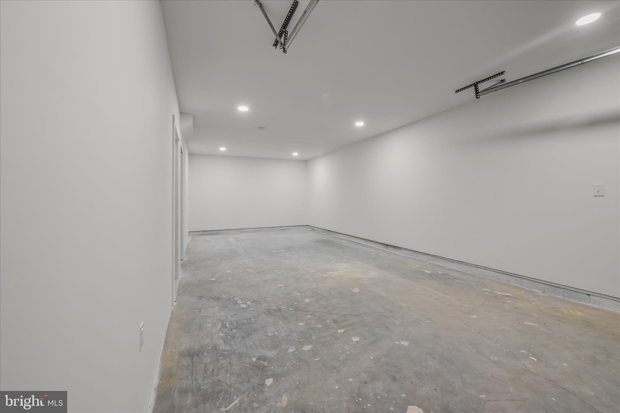 15 Hilltop Street. Berkeley Springs, WV 25411