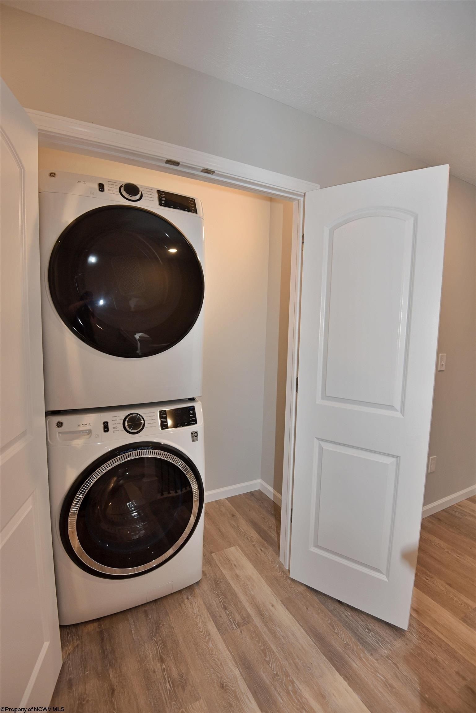 1925 Goliath Drive. Shinnston, WV 26431