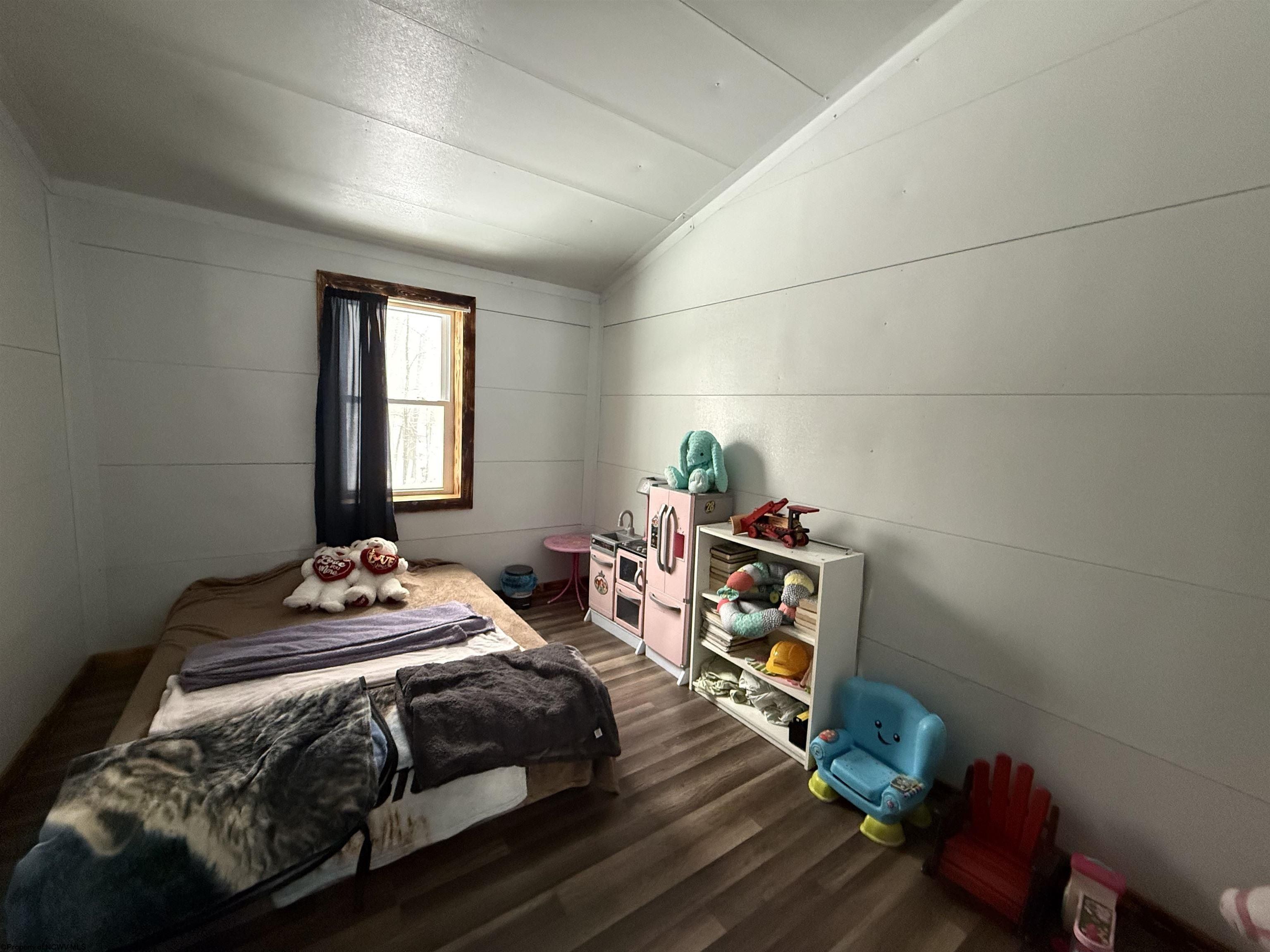 1150 Midway Road. Belington, WV 26250