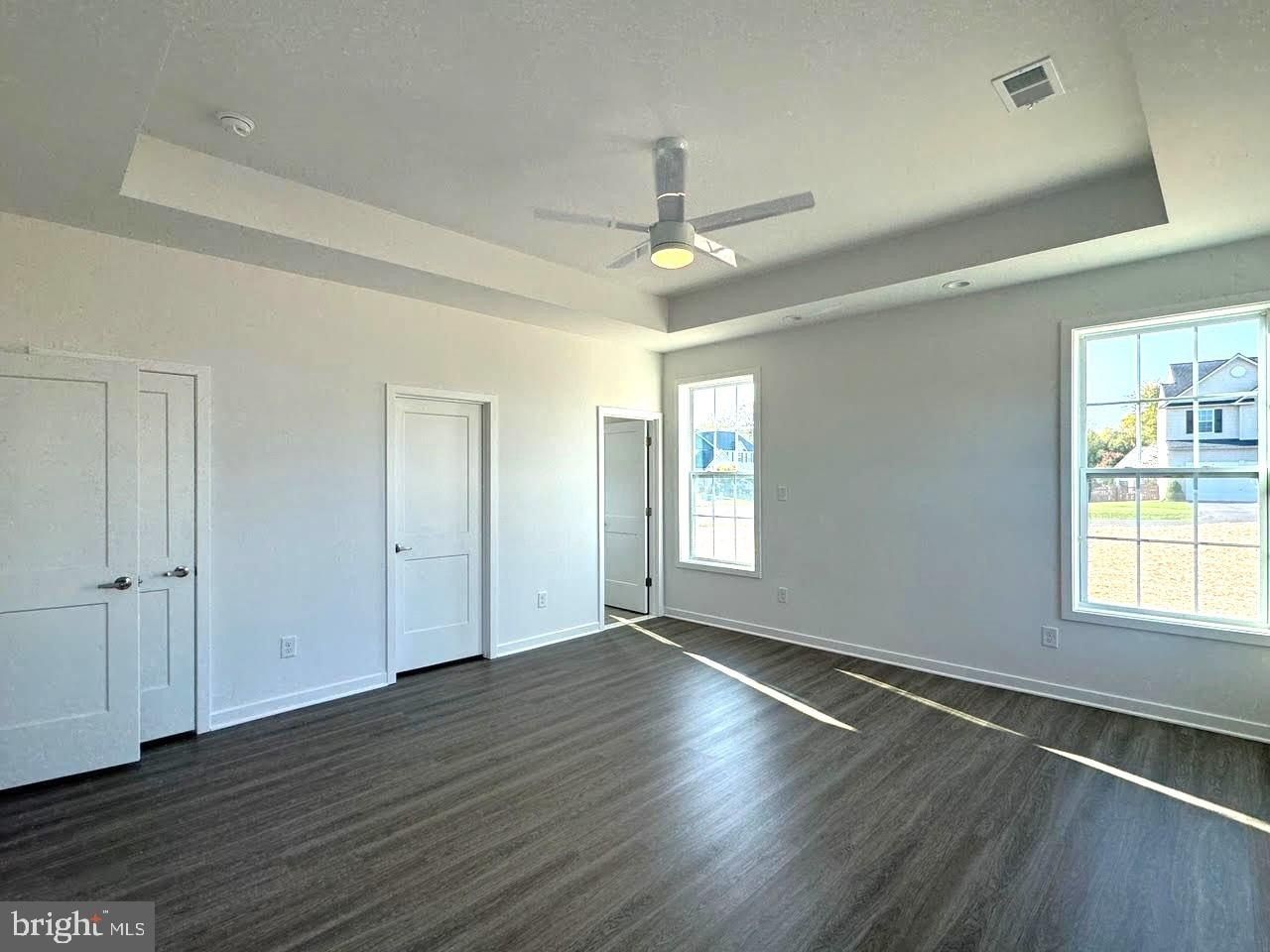 40 Glenaire Road. Bunker Hill, WV 25413