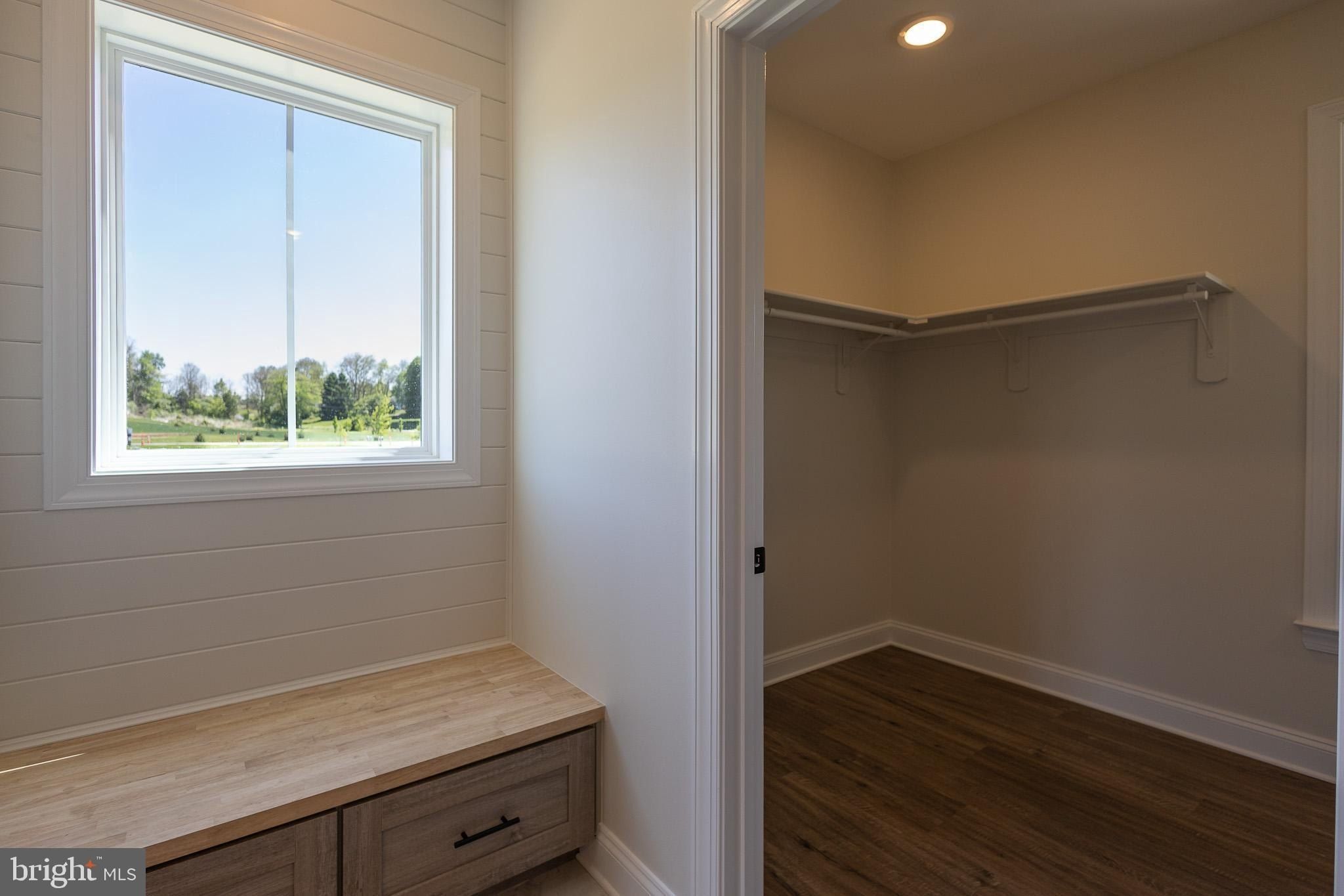 70 Midland Court. Martinsburg, WV 25403