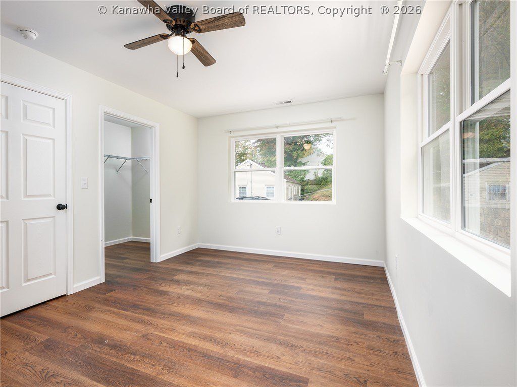 156 6Th Street. Dunbar, WV 25064