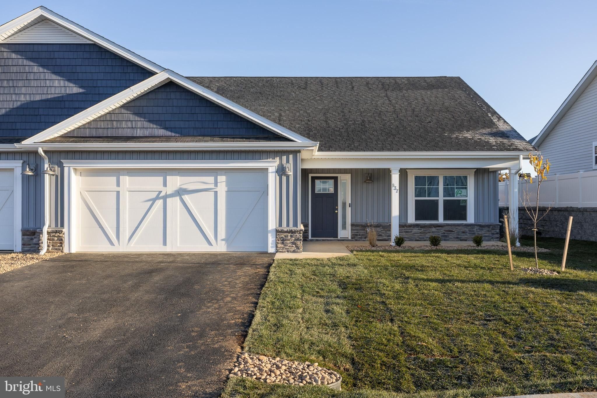 Otero Lane Lot 678. Hedgesville, WV 25427