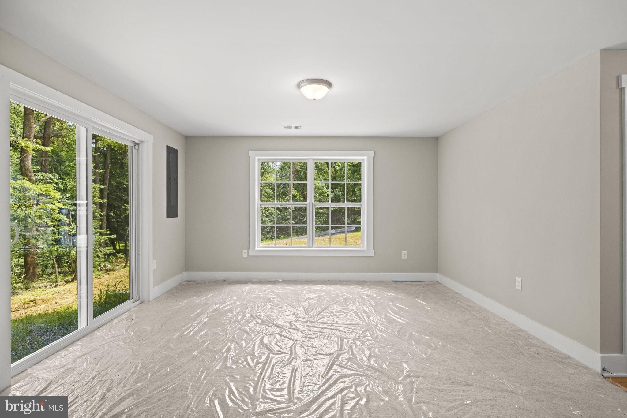 82 Shenandoah River Drive. Harpers Ferry, WV 25425