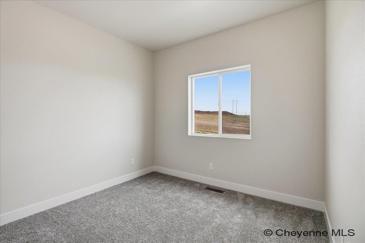 5807 Liz Ranch Rd. Cheyenne, WY 82007
