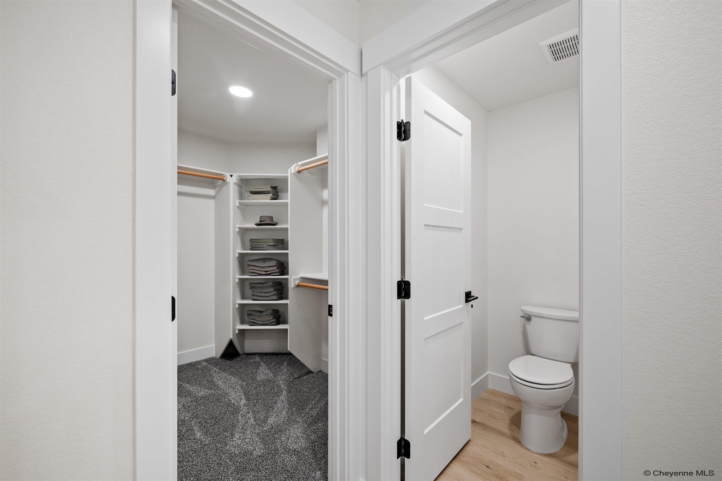 14201432 Big Meadow Dr. Cheyenne, WY 82009
