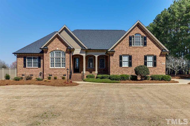 casa en A & A Homes Inc por A & A Homes Inc