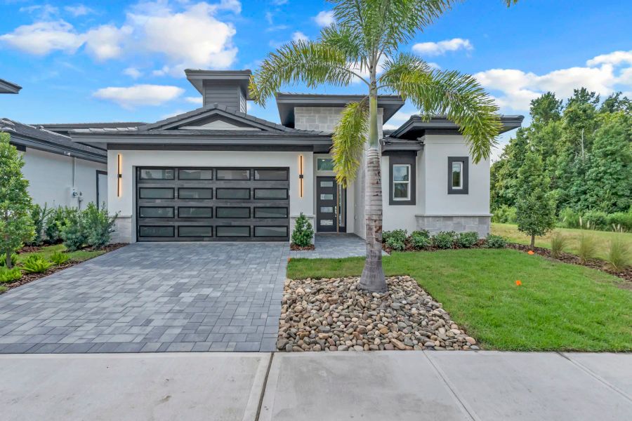 3024 Kensington Ave (Courtyard 4BR)