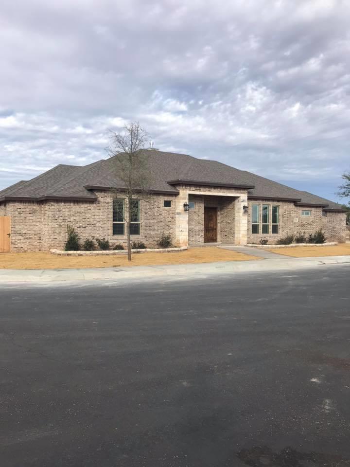 casa en AGA Homes LLC por AGA Homes LLC