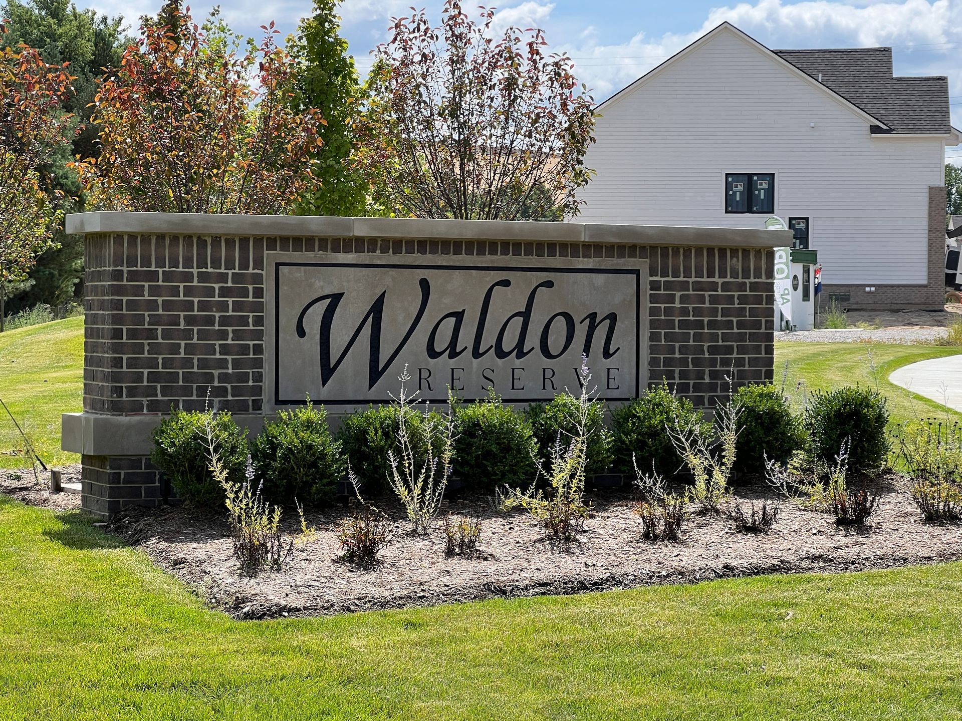 Entrance marker
