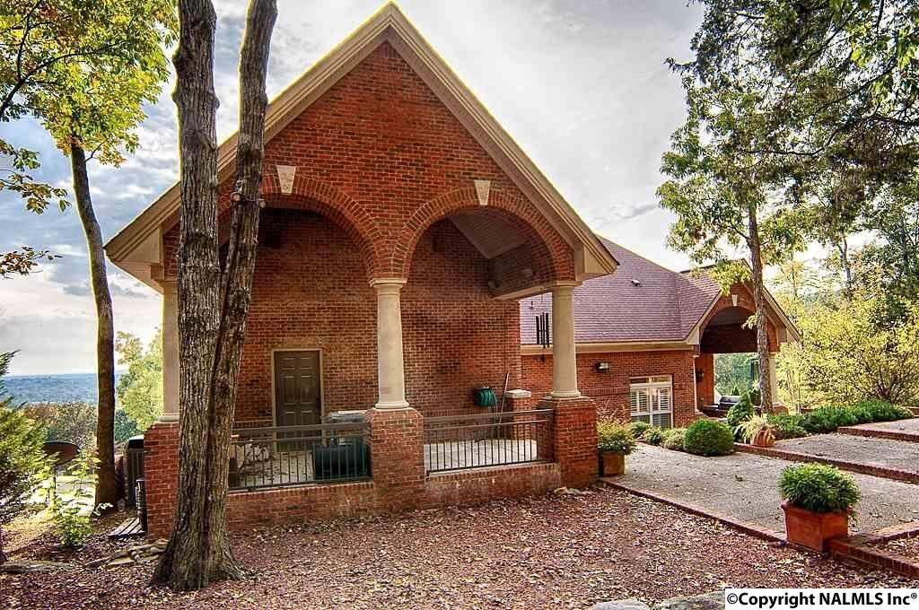 Augustus Homes, LLC por Augustus Homes, LLC en Huntsville Alabama