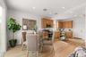 casa en Abell Helou Homes, Inc. por Abell Helou Homes, Inc.