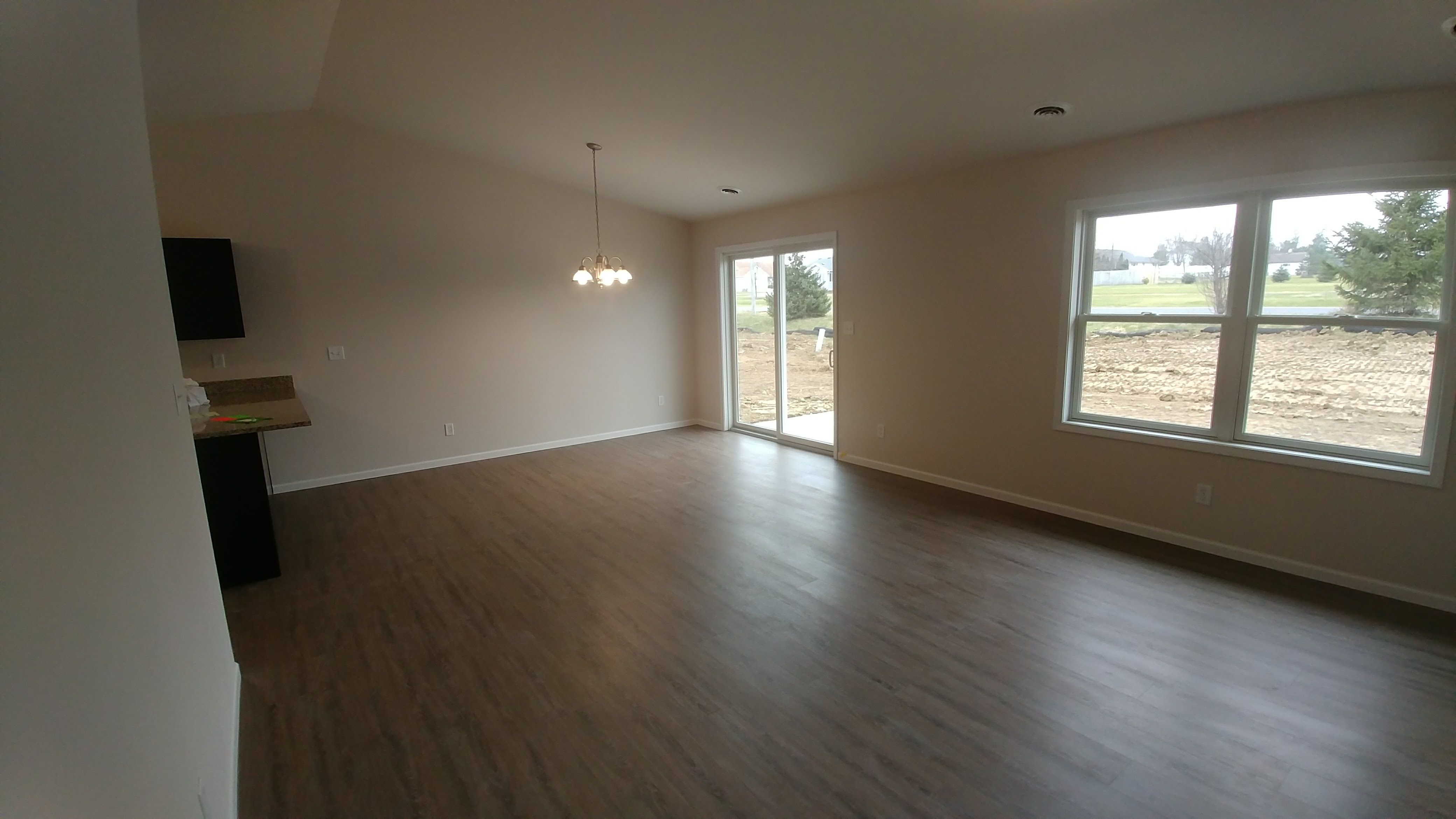 Living Rm/Dining Room