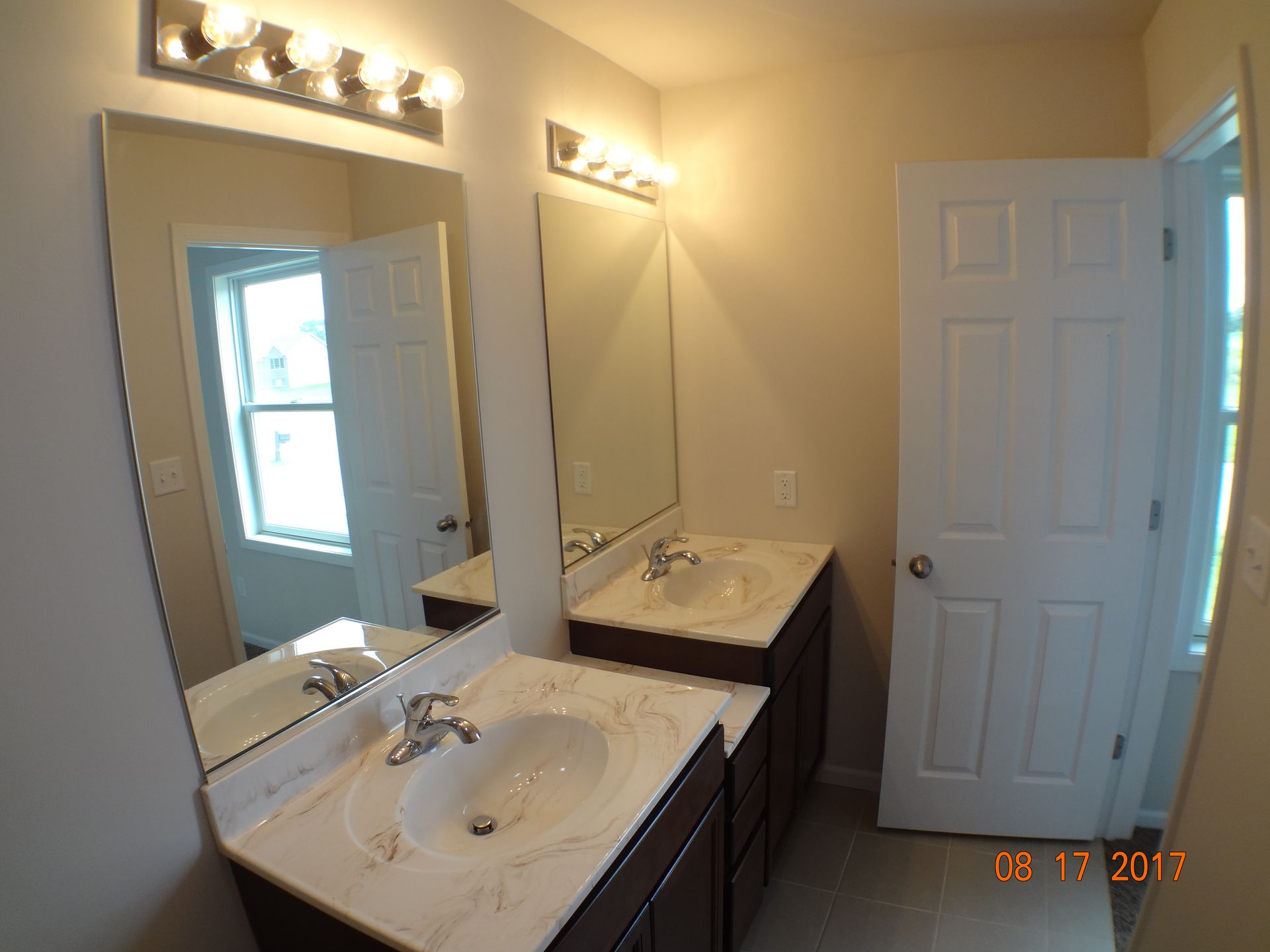 Owner's Suite Vanities