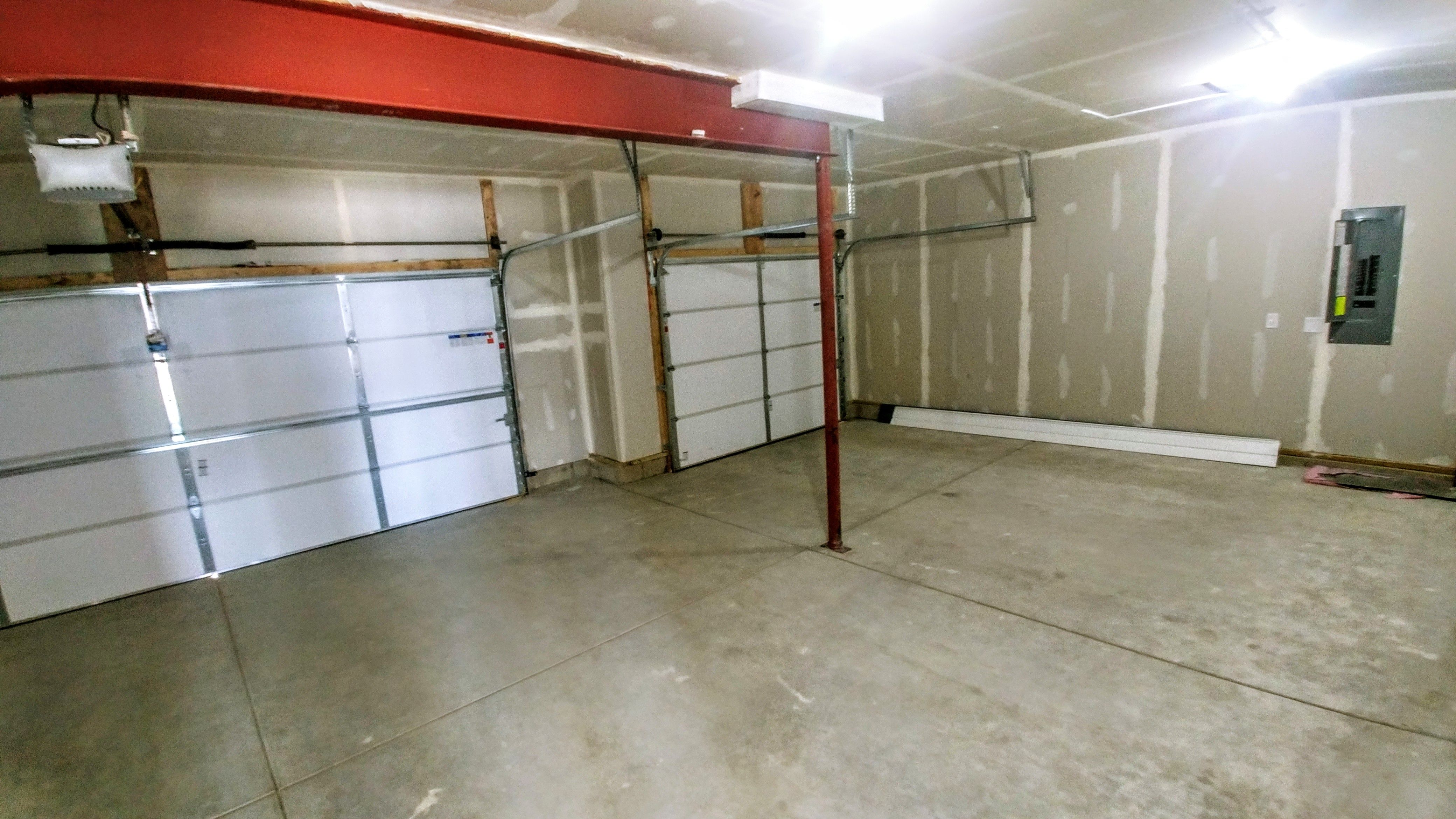 3 Car Garage(Optional)