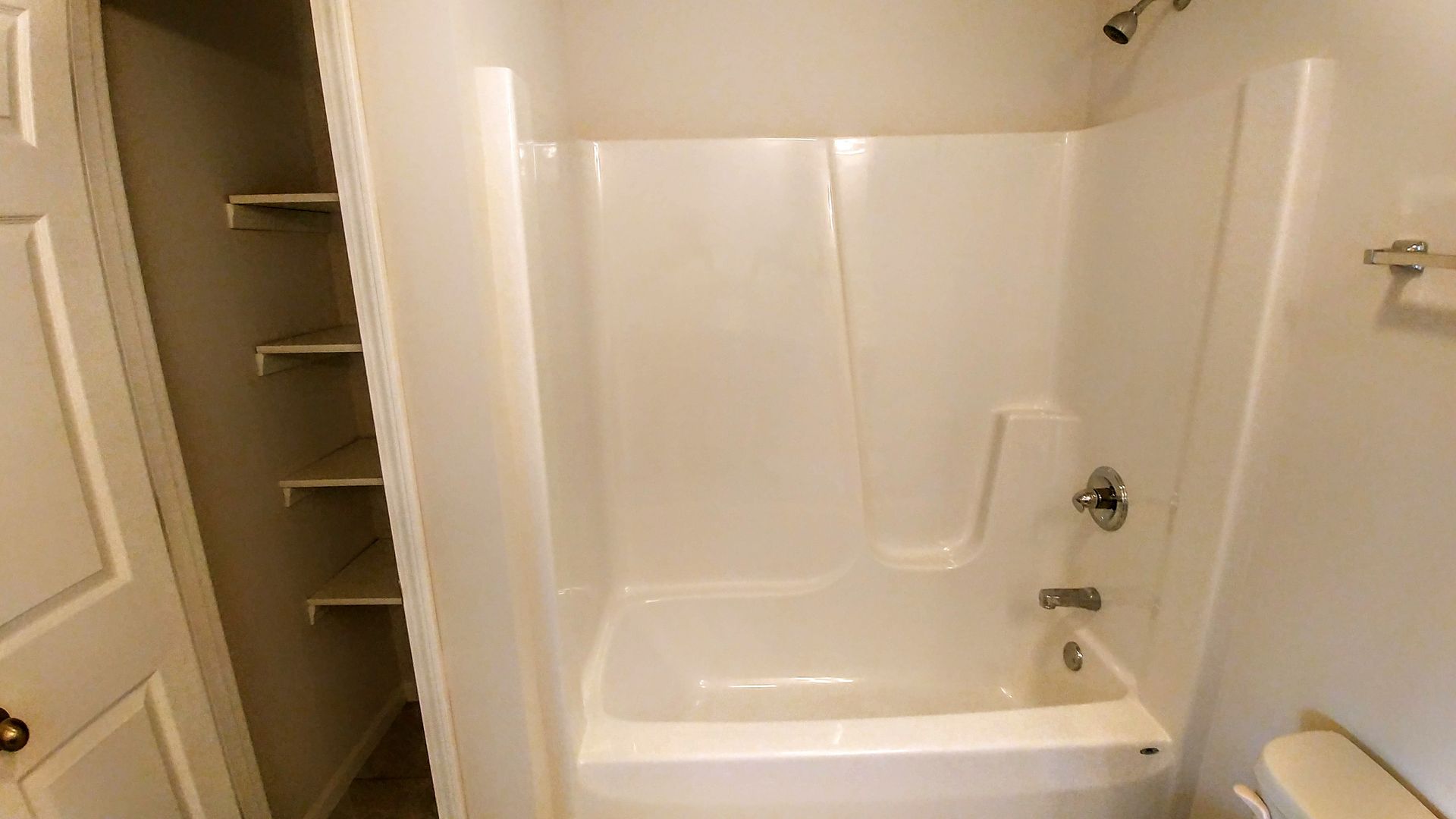 MBR Bath 2