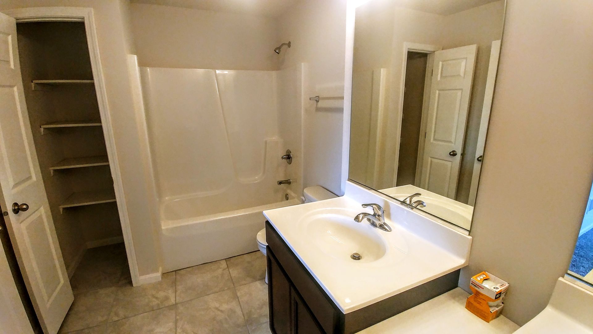 MBR Bath 1