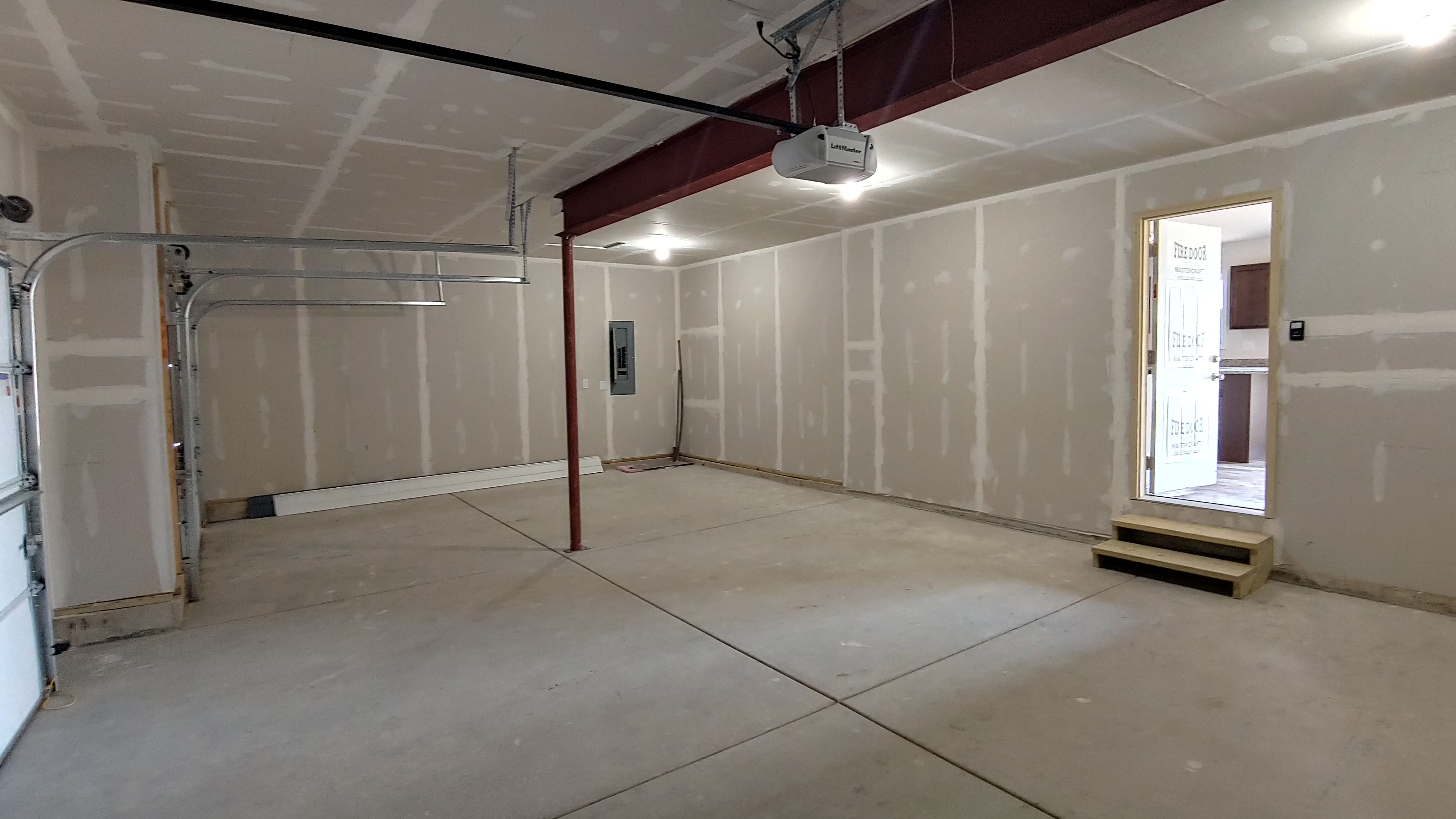 3 Car Garage(Optional)