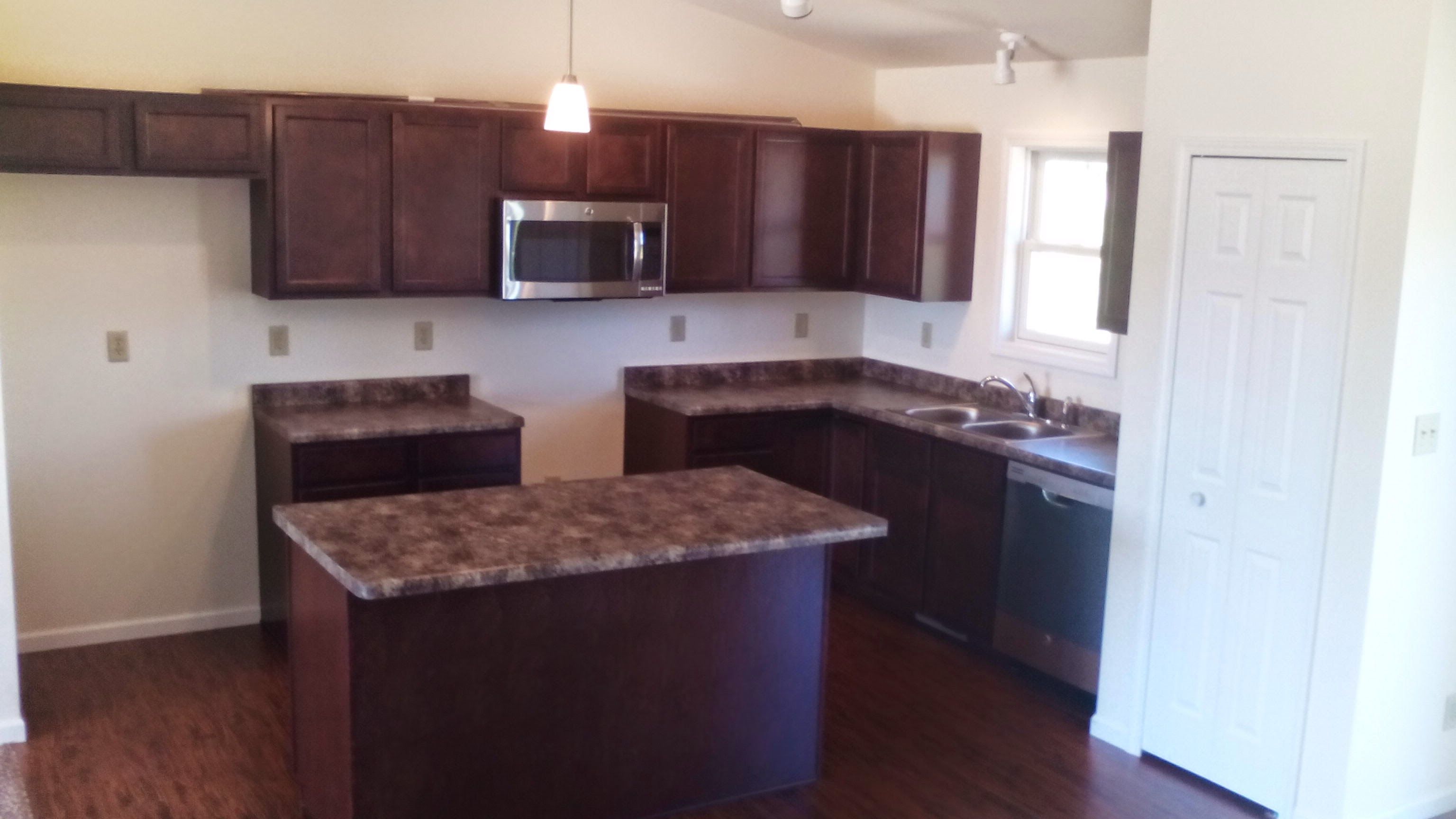 Kitchen (Opt Island)