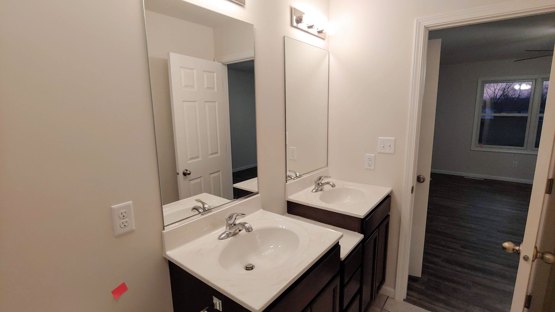 Opt. Double Vanity