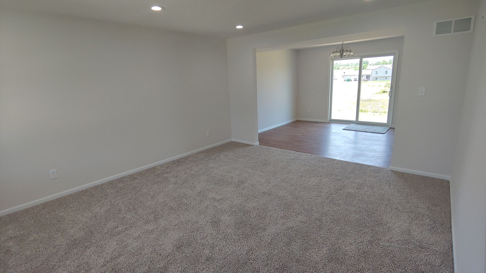 Family Room Unfurnished