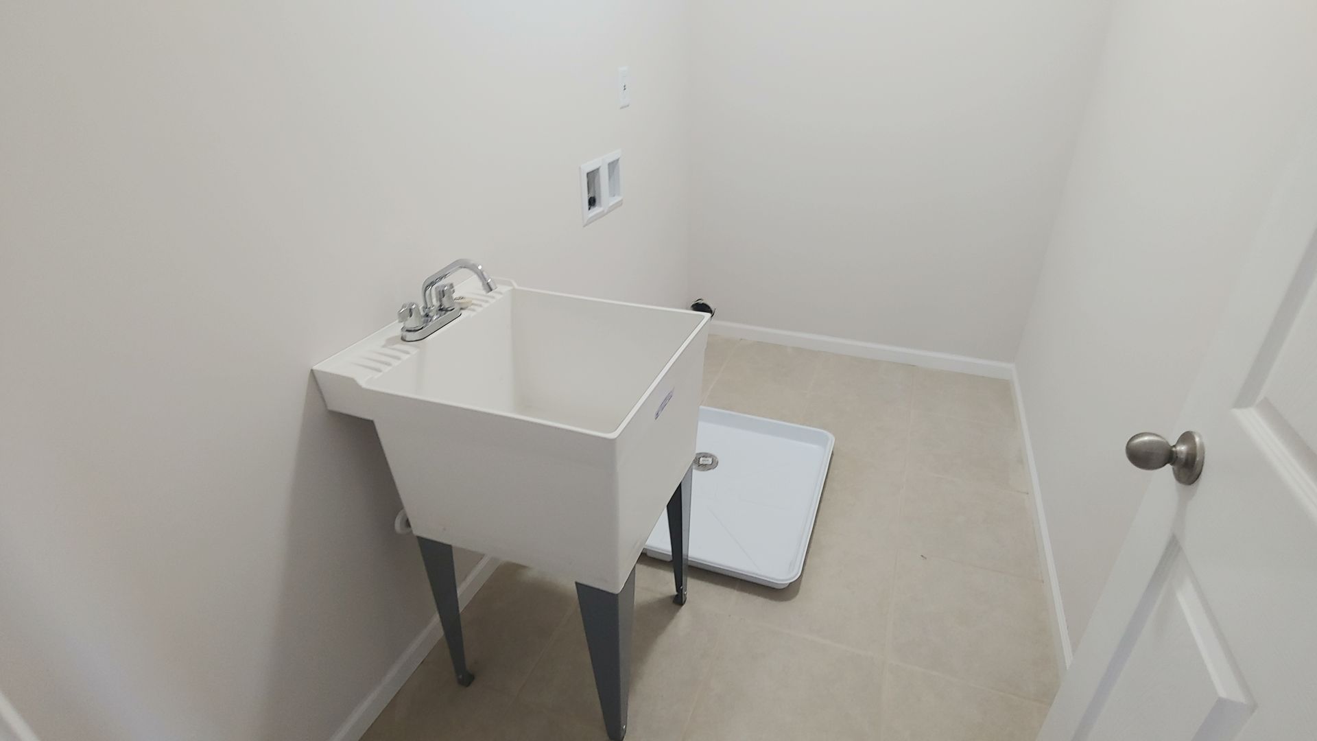 Laundry Rm UP