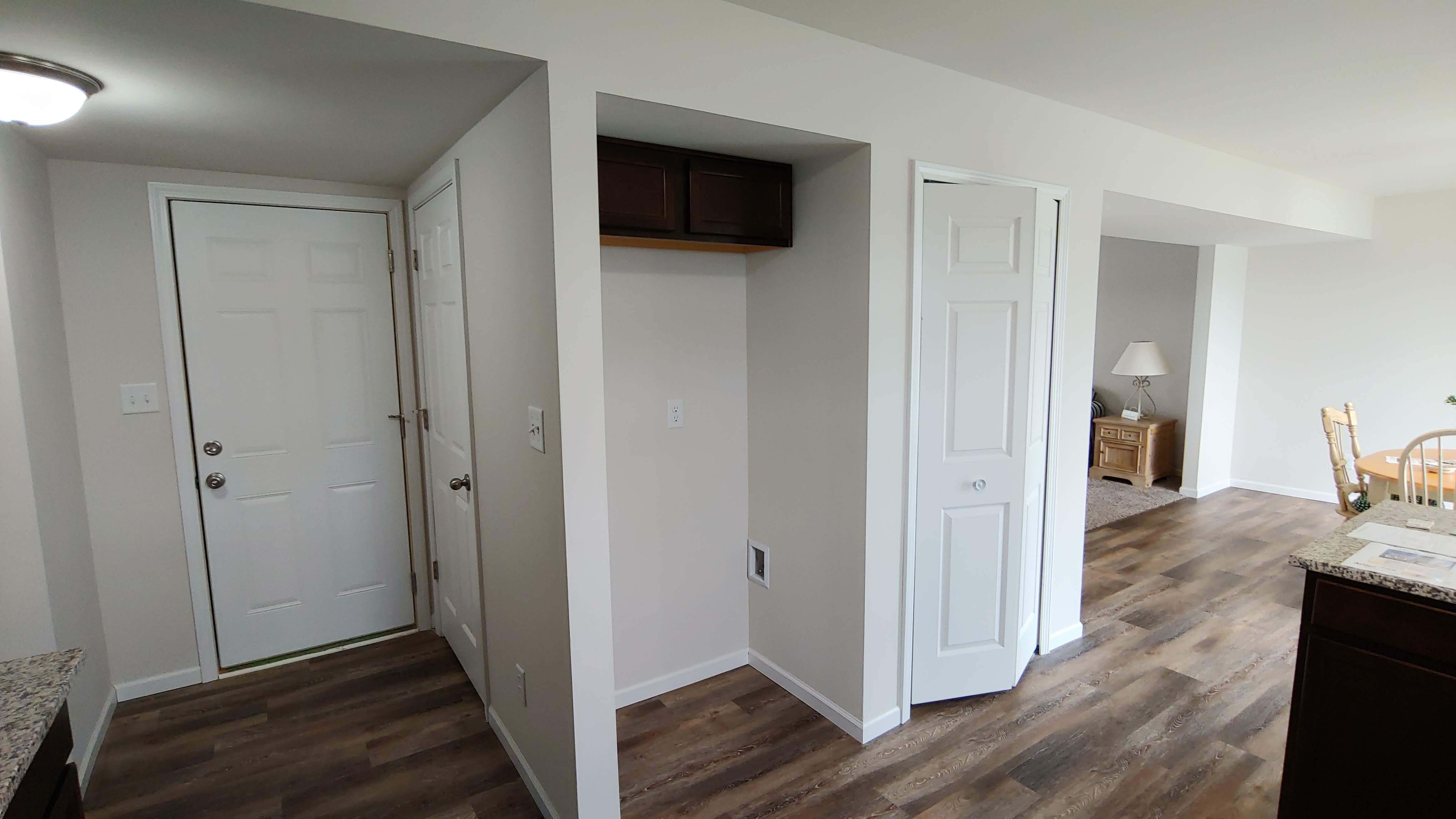 Hse/Gar Dr/Frig Space/Pantry