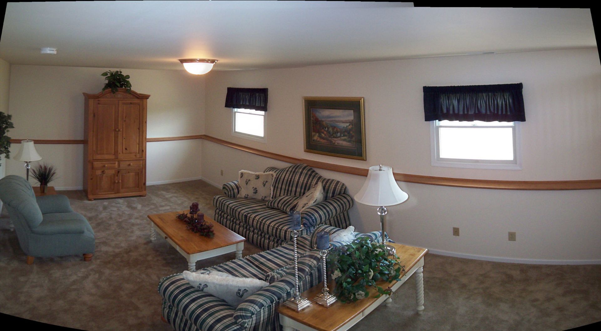 Fam Rm Pan/Furn