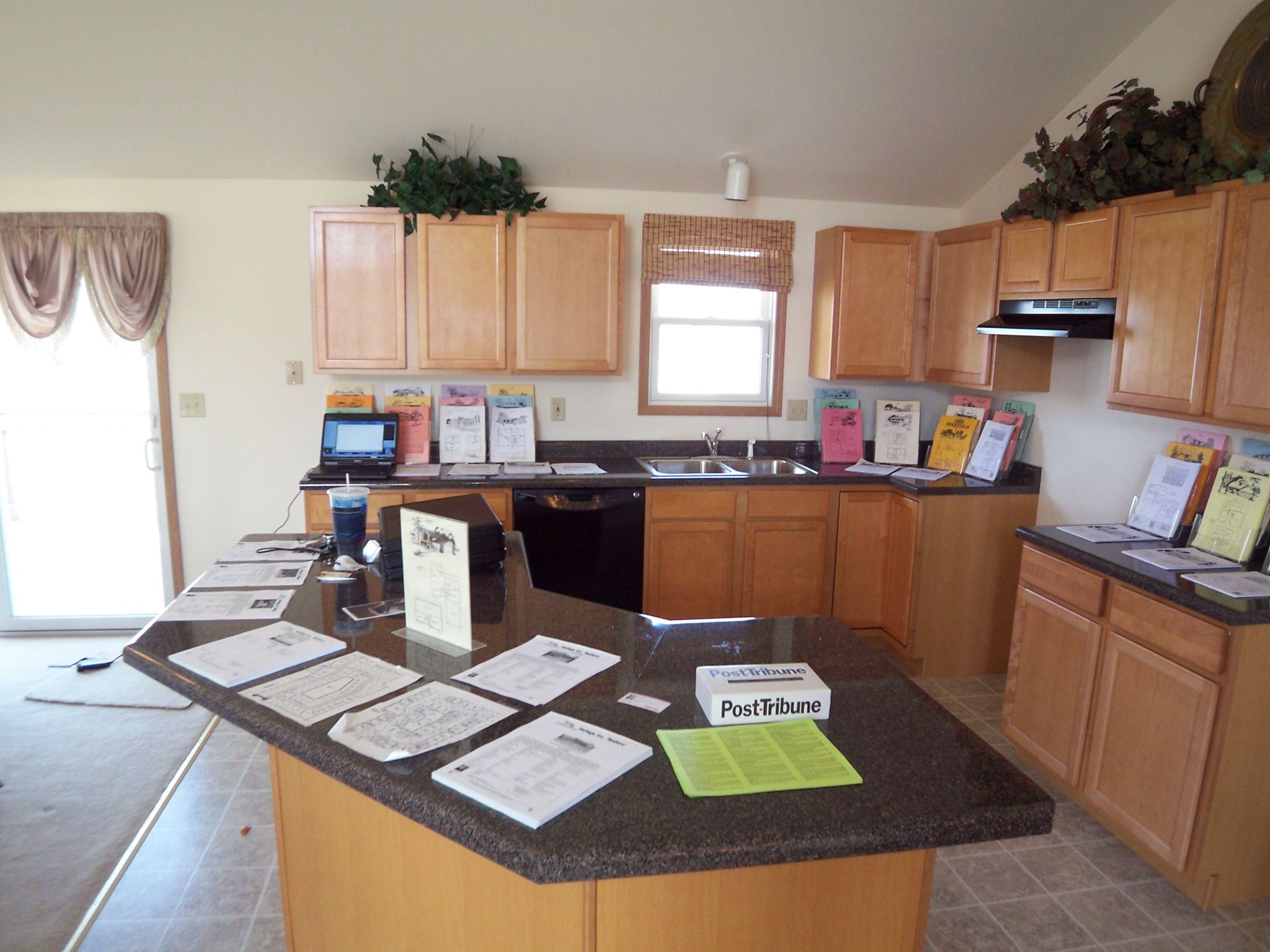 Kitchen Crescent Island