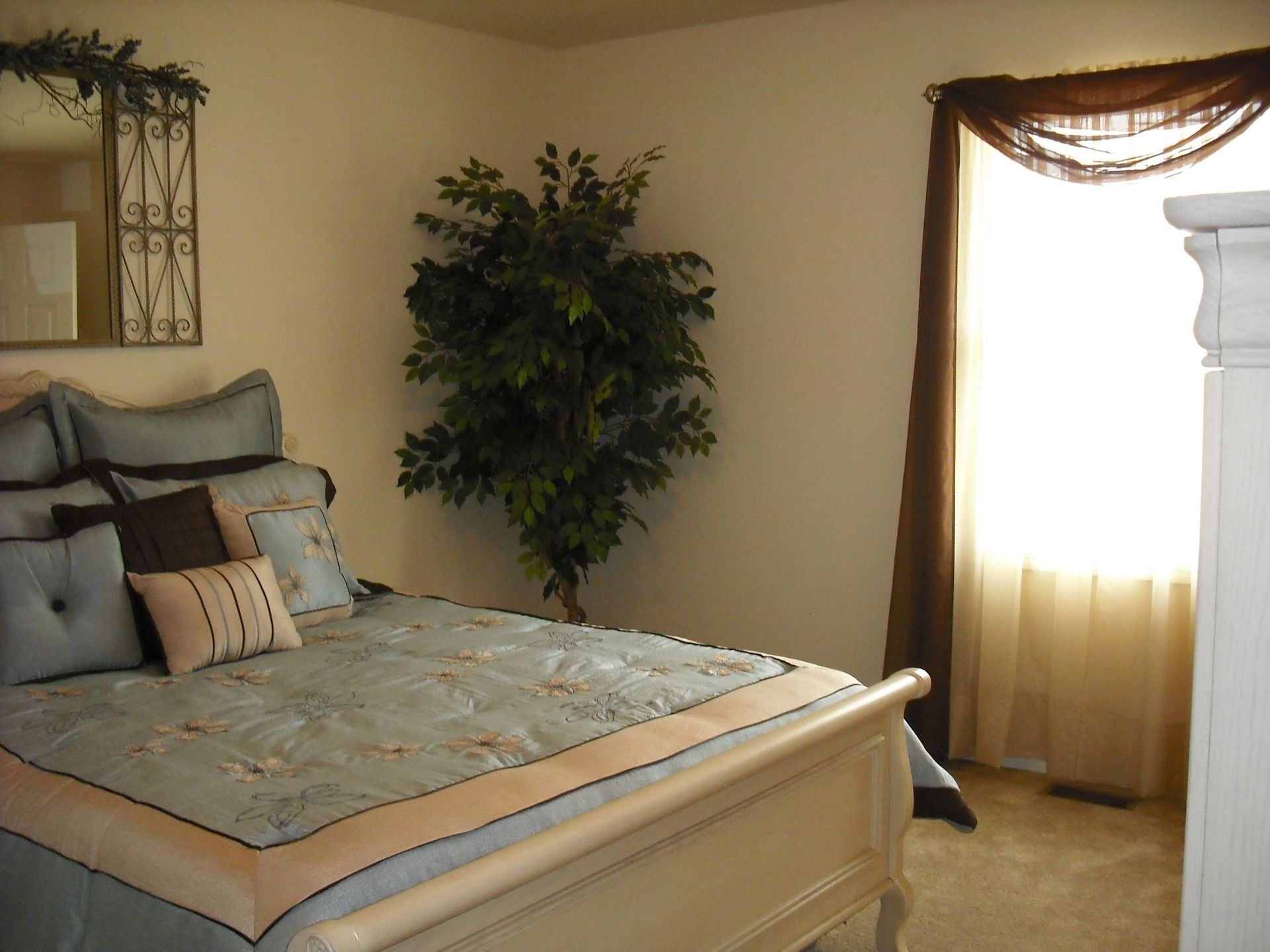 MBR Furn