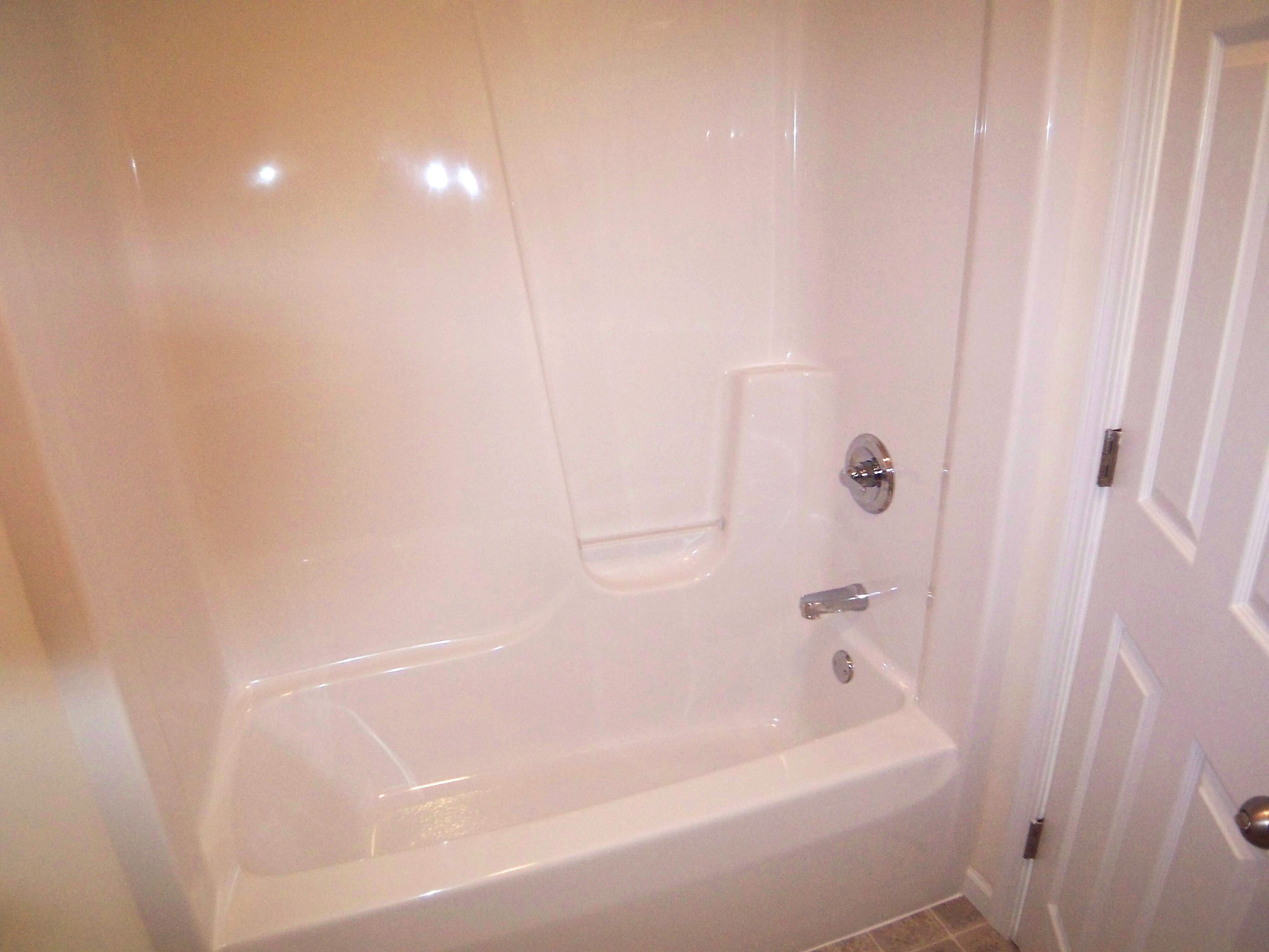 Owner's Tub/Shower Option