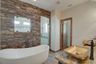 casa en Adams Construction por Adam's Construction and General Contracting
