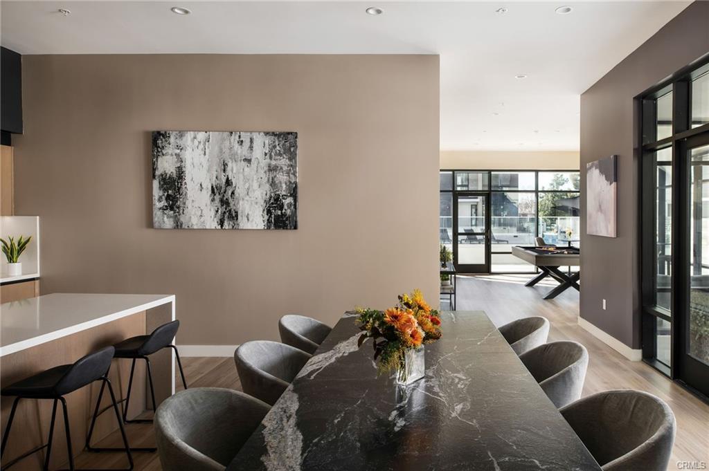 HOA Lounge - Community Dining