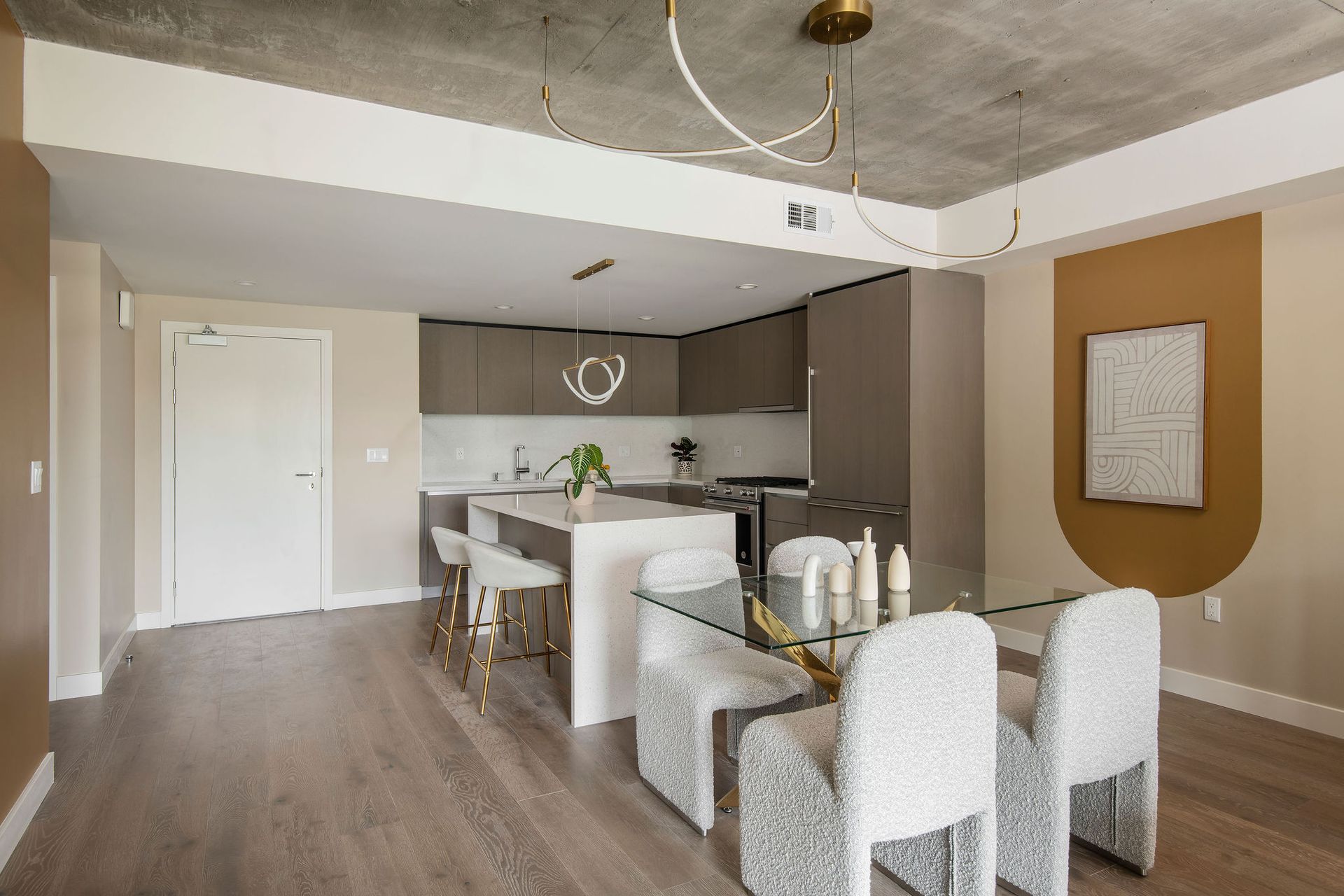 Model Dining and Kitchen Areas