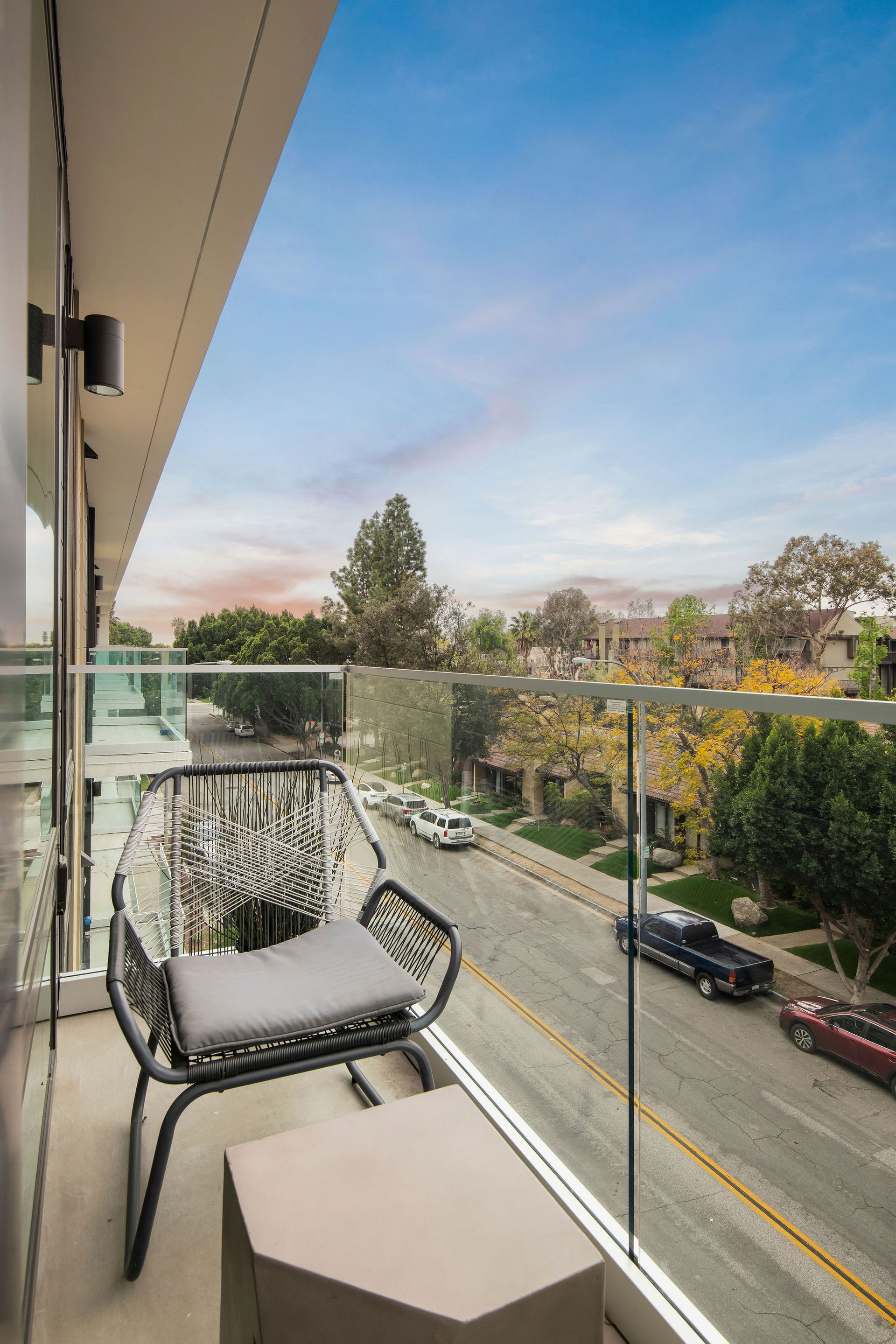 Model Balcony