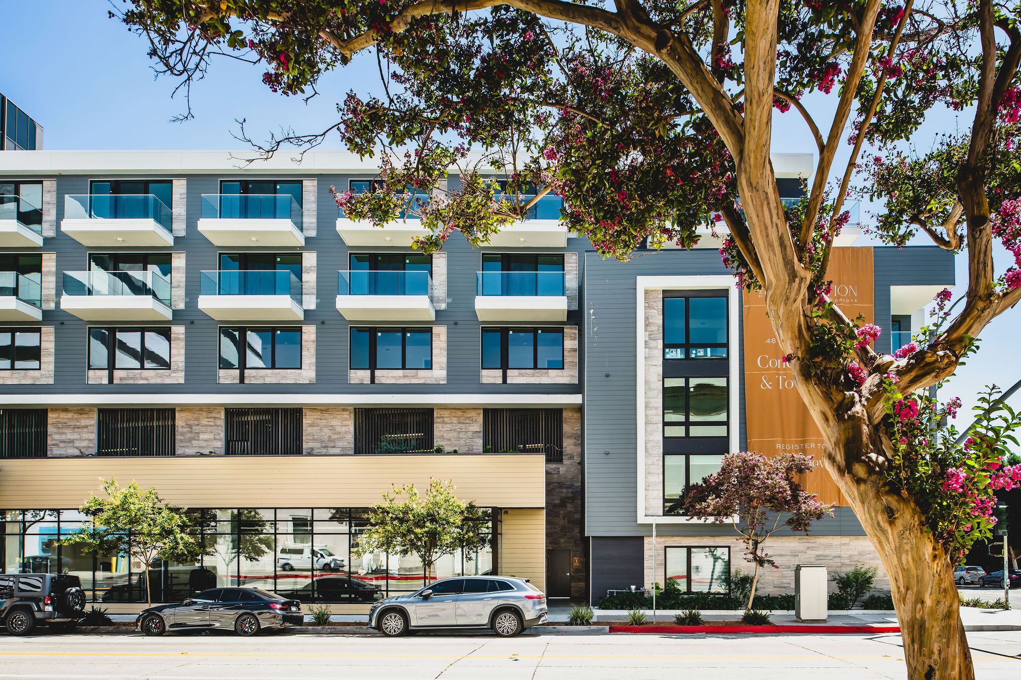 Exterior View on Cordova St