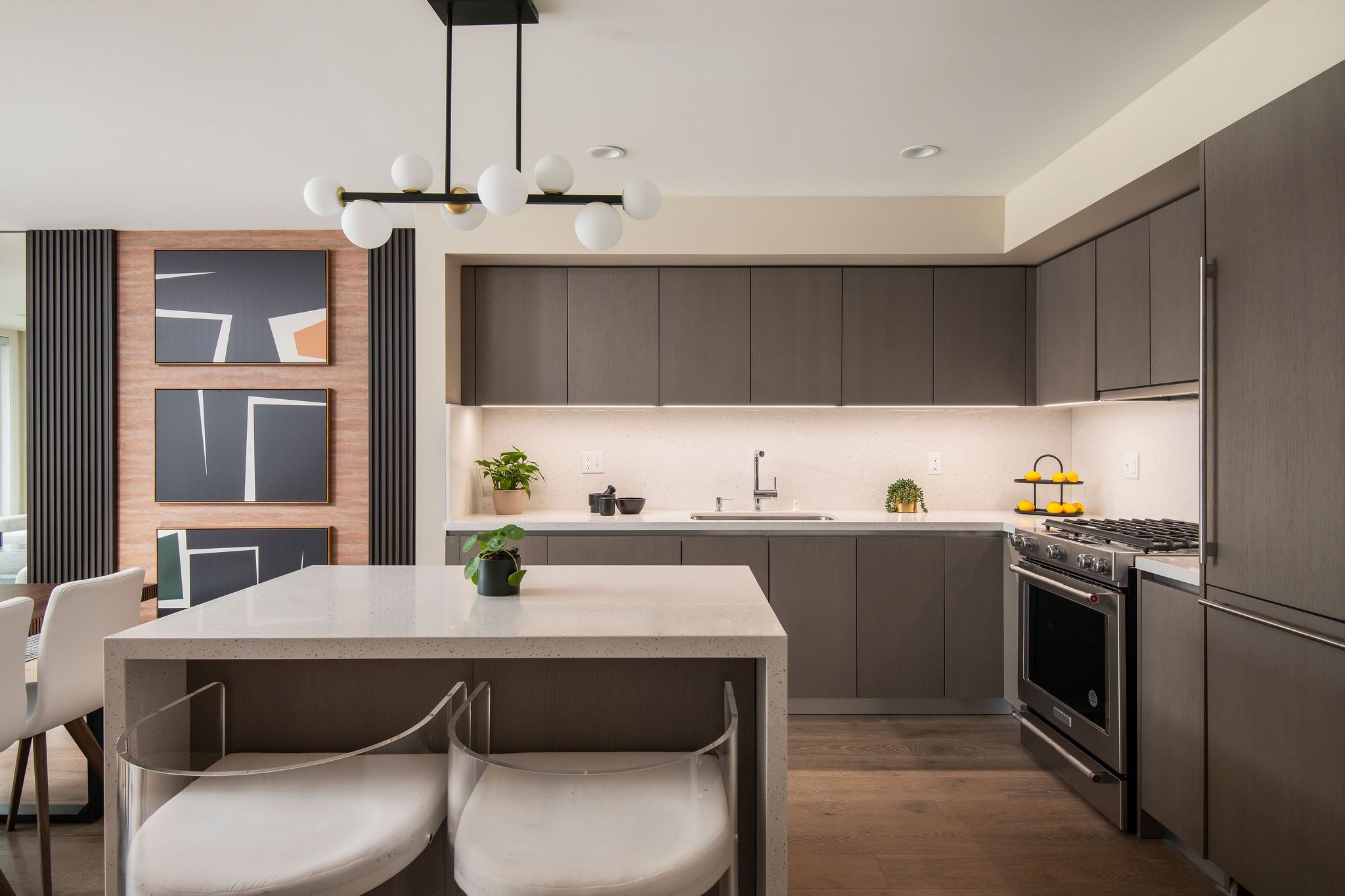 Dine-In Kitchen