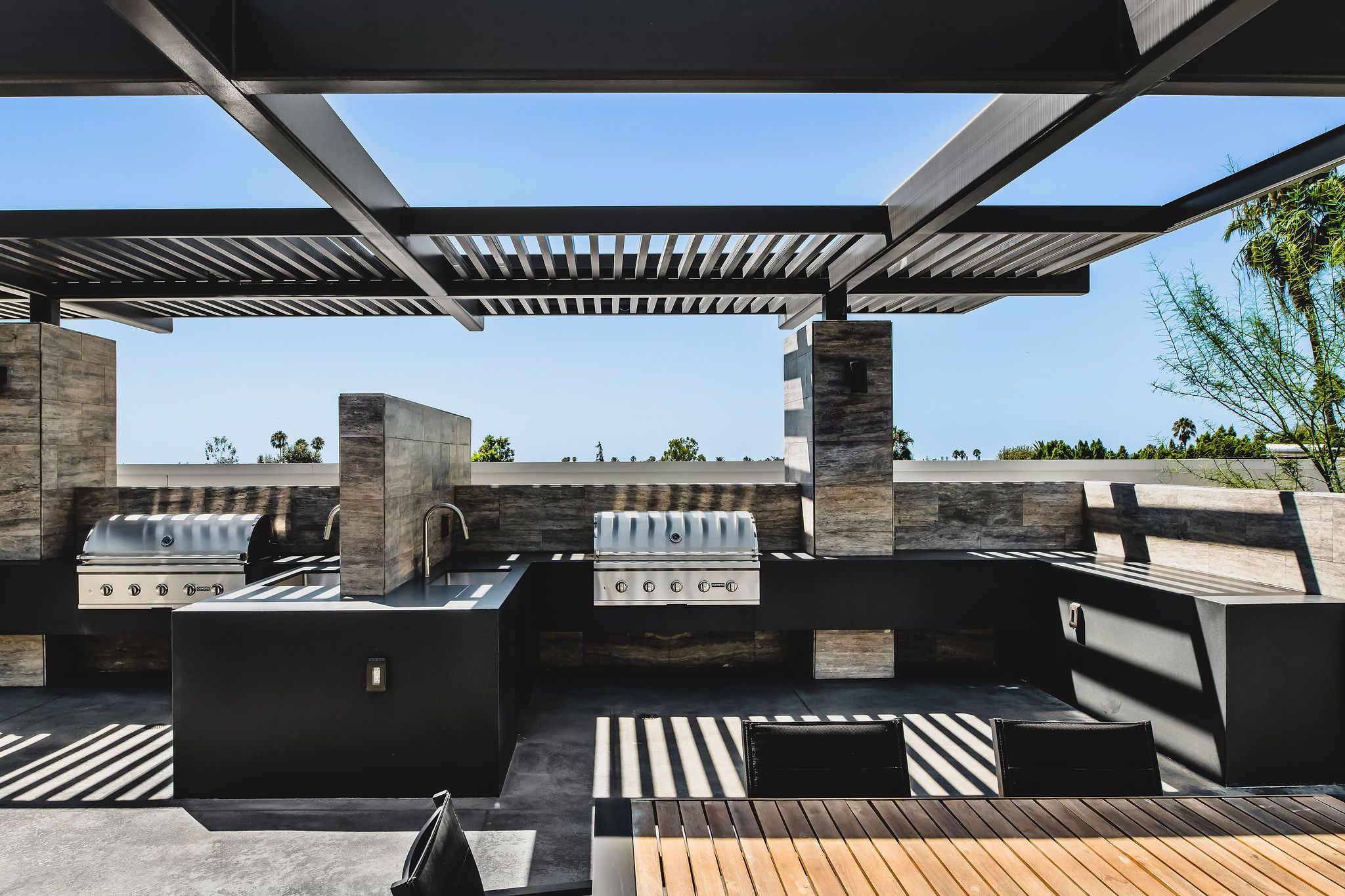 Outdoor Kitchen and Grilling Area