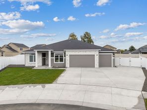 709 N Thrush CT (Plan 2305)
