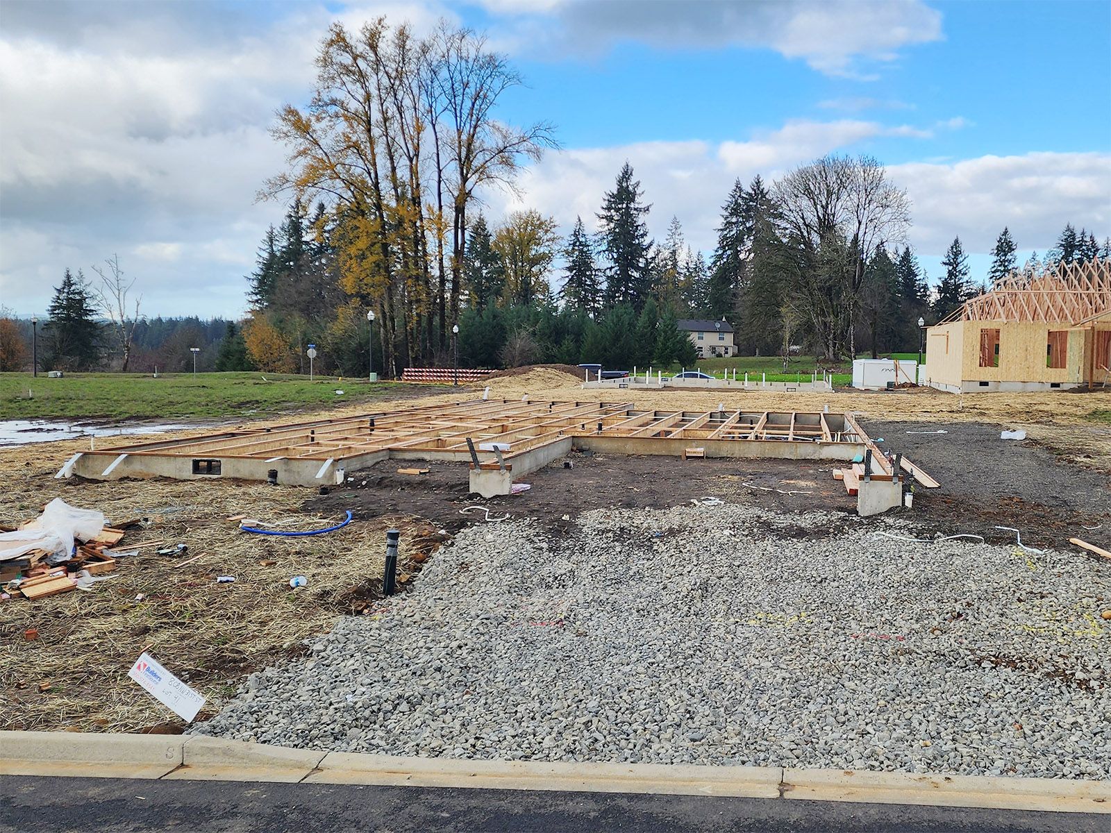 Plan 2111 - River Bend: Battle Ground, Oregon - Aho Construction