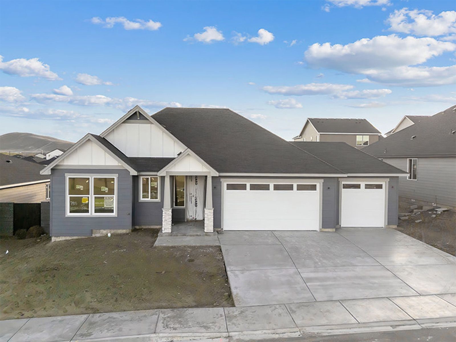 Plan 1852 - The Heights at Red Mountain Ranch: West Richland, Washington - Aho Construction