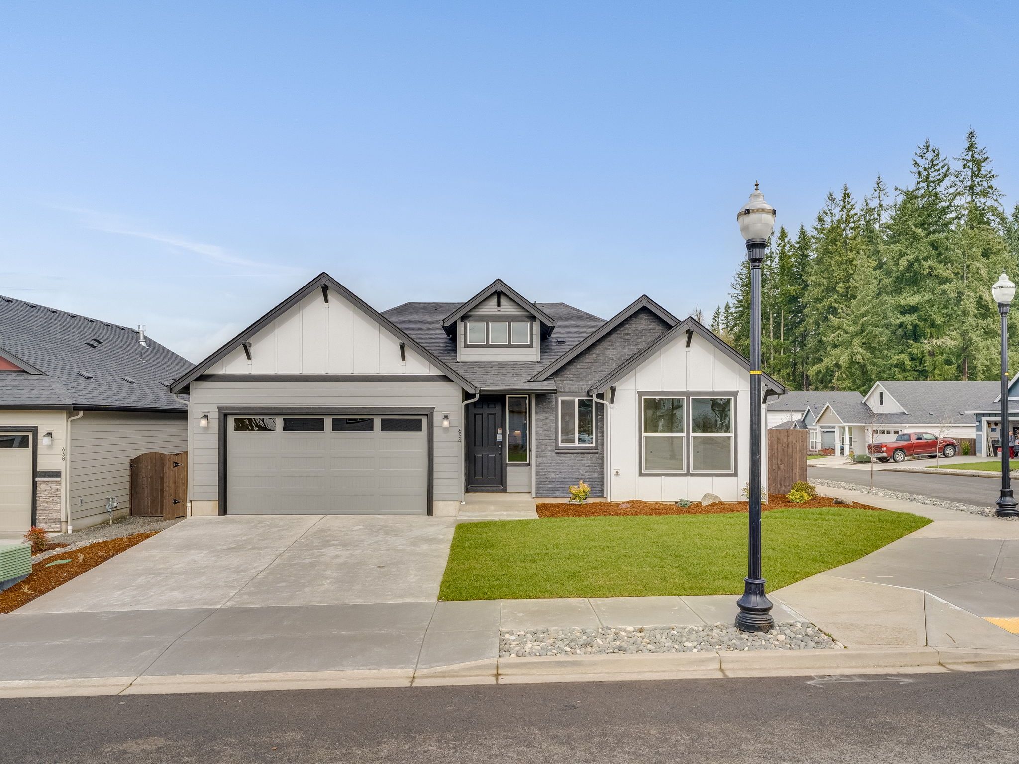 634 NW 28TH ST (Plan 1852)