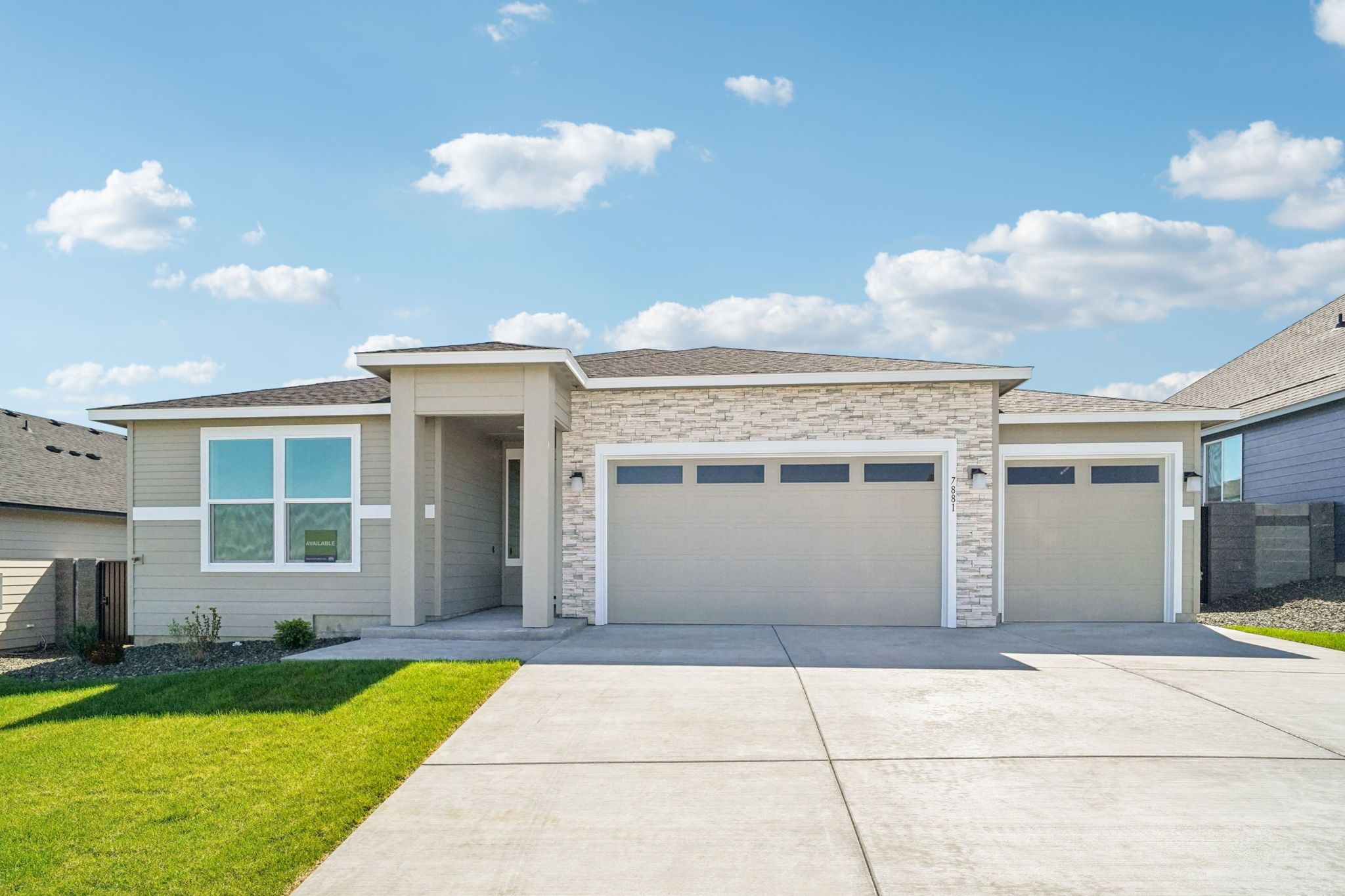 Plan 2061 - The Heights at Red Mountain Ranch: West Richland, Washington - Aho Construction