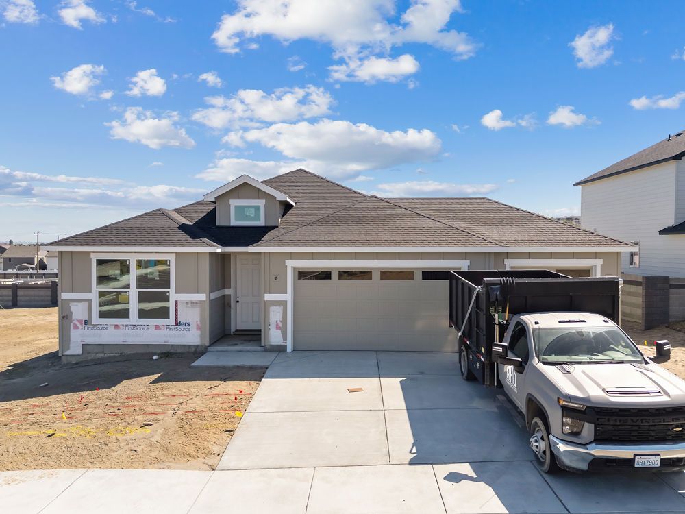 Plan 1549 - The Heights at Red Mountain Ranch: West Richland, Washington - Aho Construction