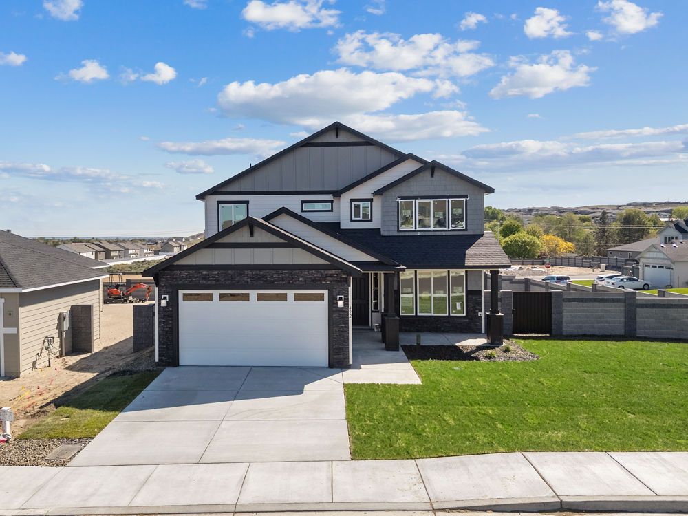 Plan 2237 - The Heights at Red Mountain Ranch: West Richland, Washington - Aho Construction