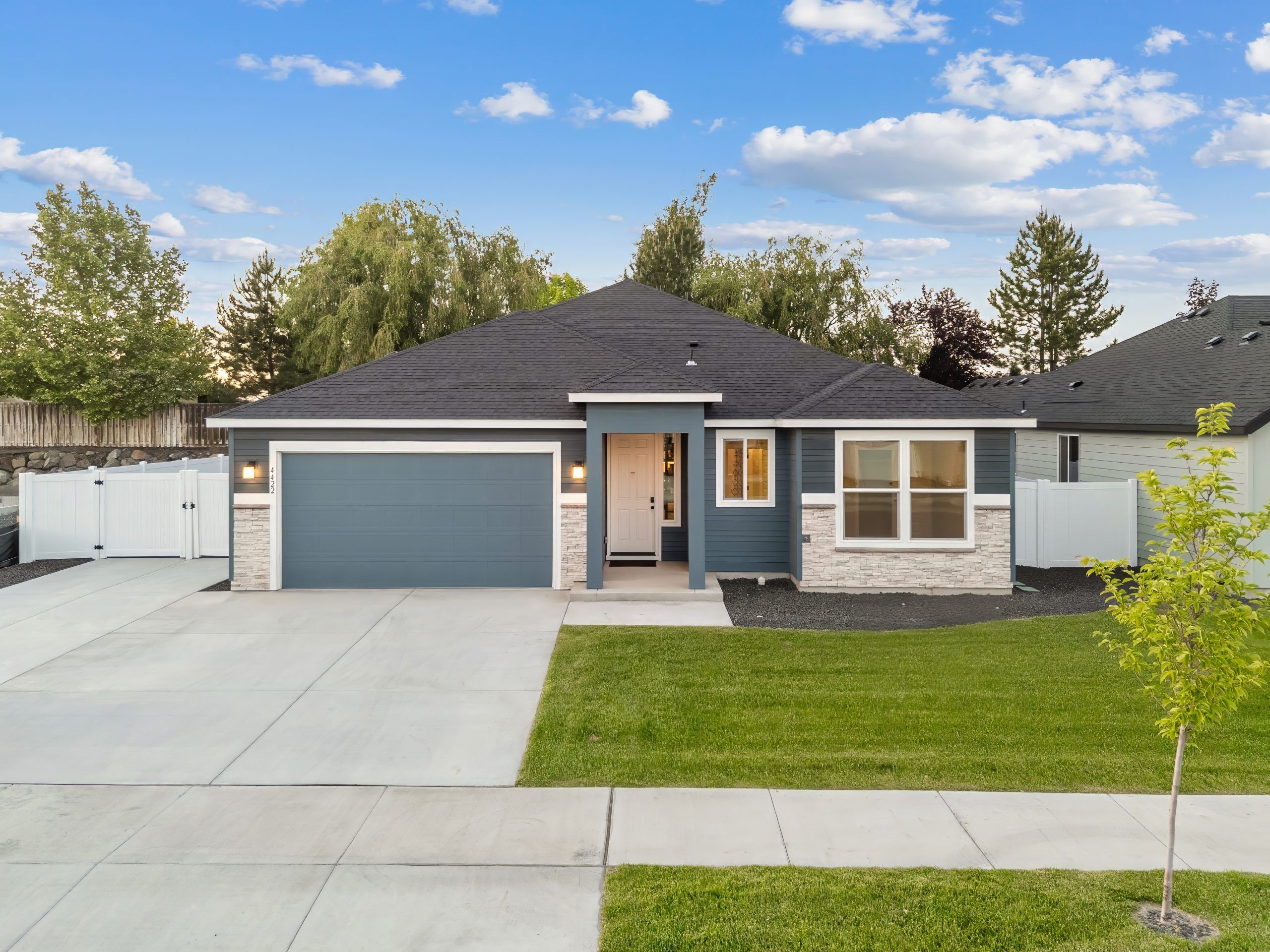 Sun Terrace - Moses Lake, WA