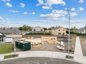 702 N Thrush CT (Plan 2664)