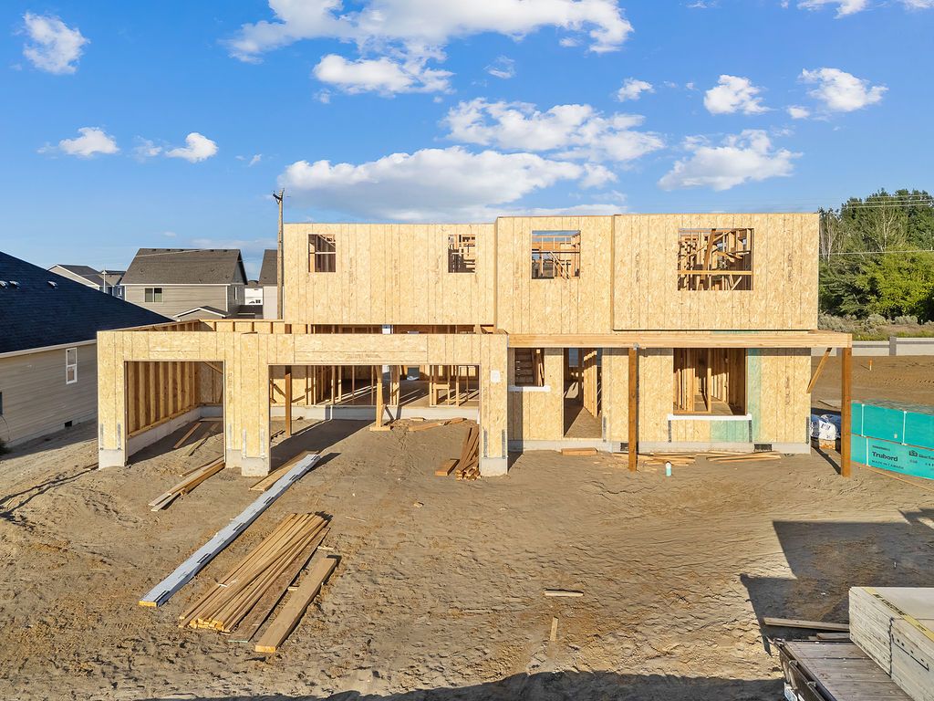 Plan 2664 - The Heights at Red Mountain Ranch: West Richland, Washington - Aho Construction